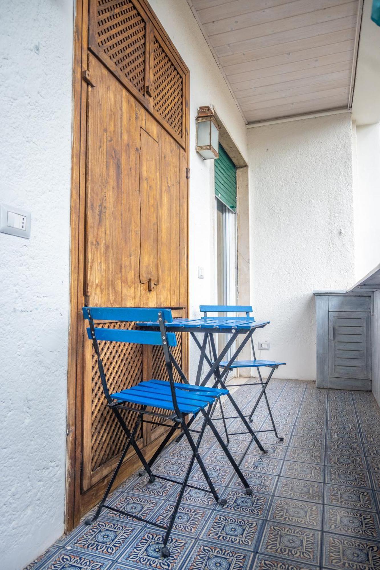 Apartment Families Rom