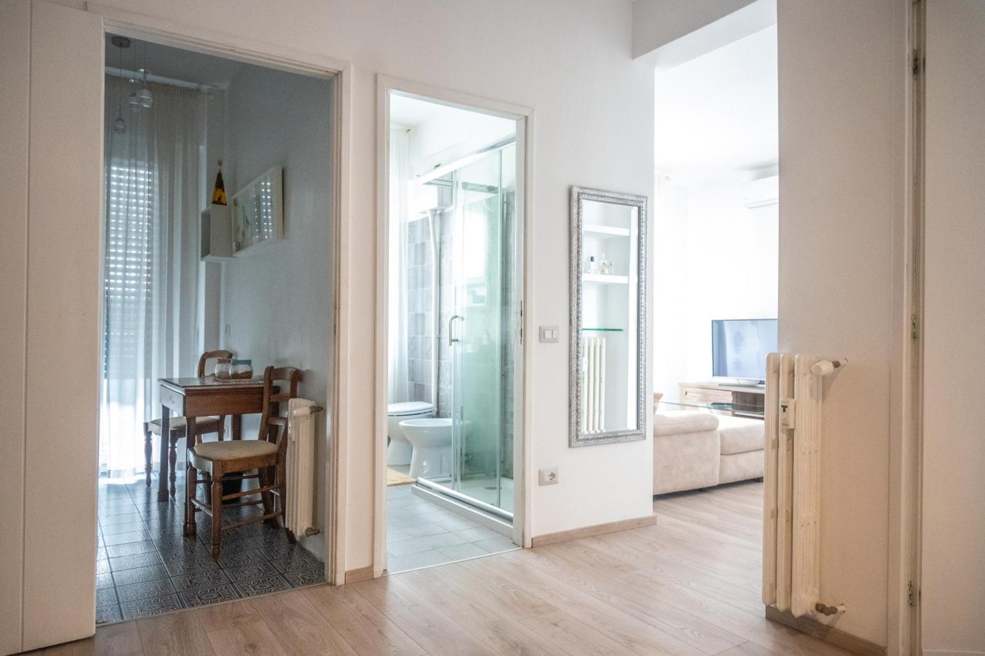 Apartment Families Rom